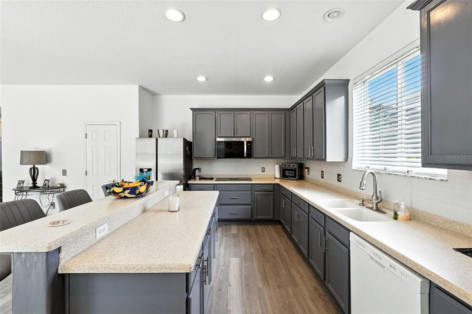 Image 20 of 68 For 2714 Portchester Court