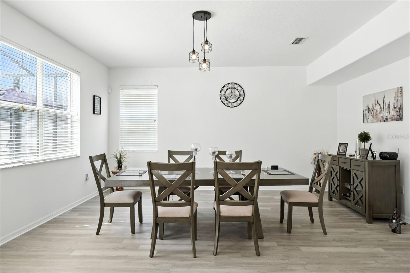 Image 23 of 68 For 2714 Portchester Court