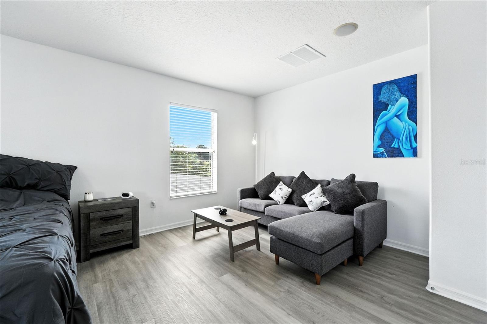 Image 35 of 68 For 2714 Portchester Court