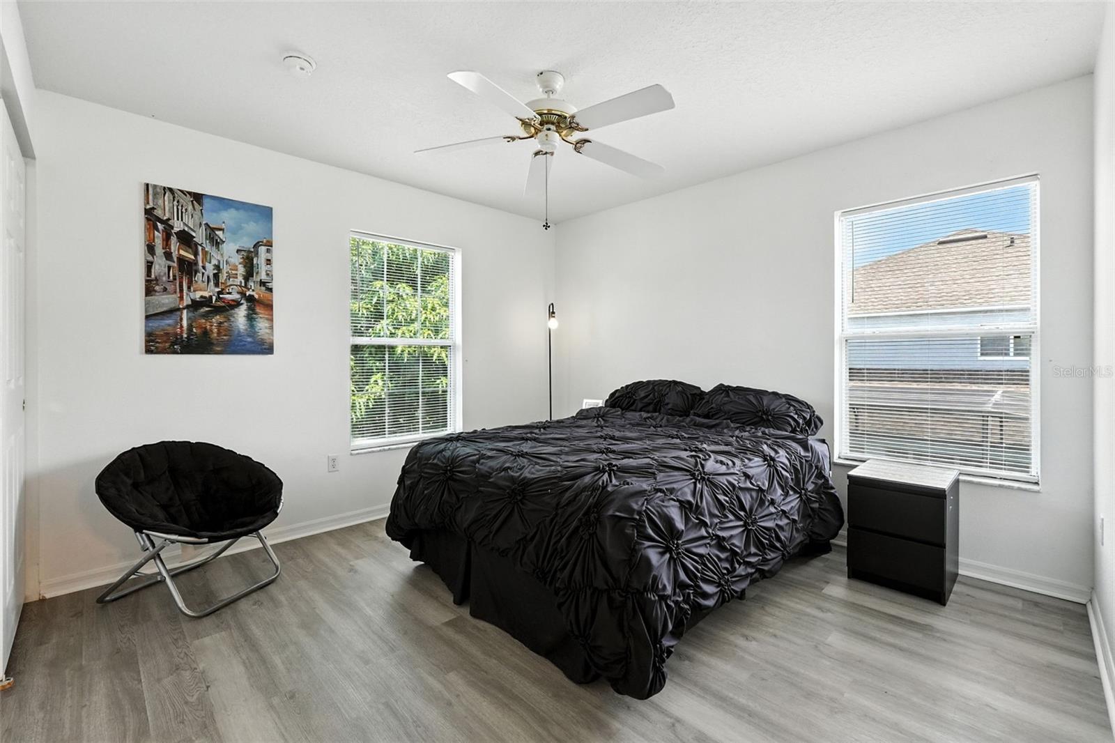 Image 39 of 68 For 2714 Portchester Court