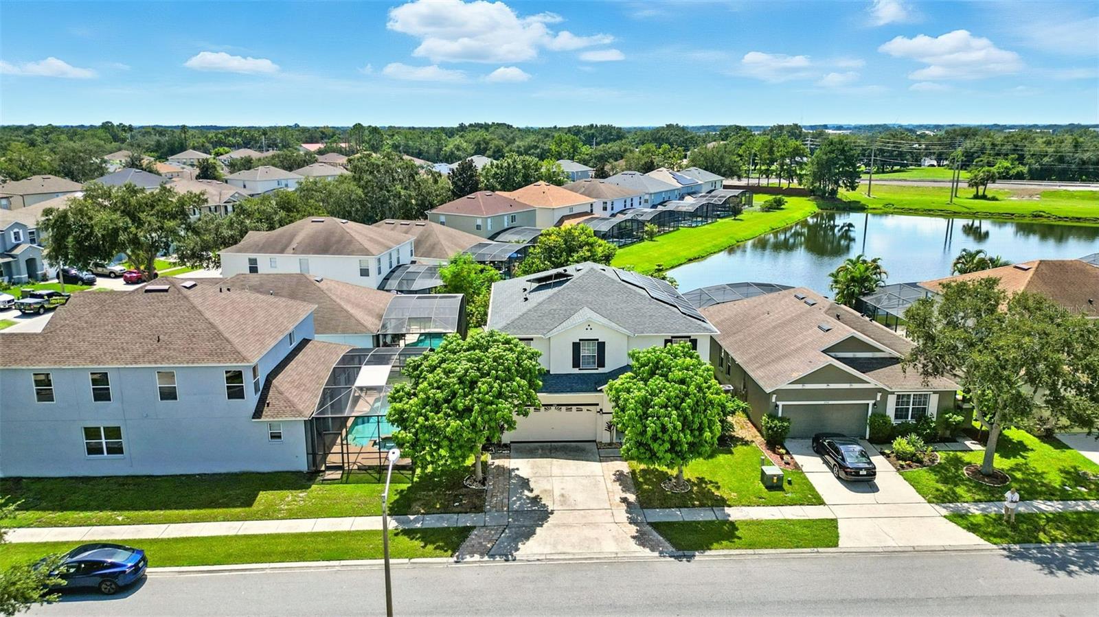 Image 4 of 68 For 2714 Portchester Court