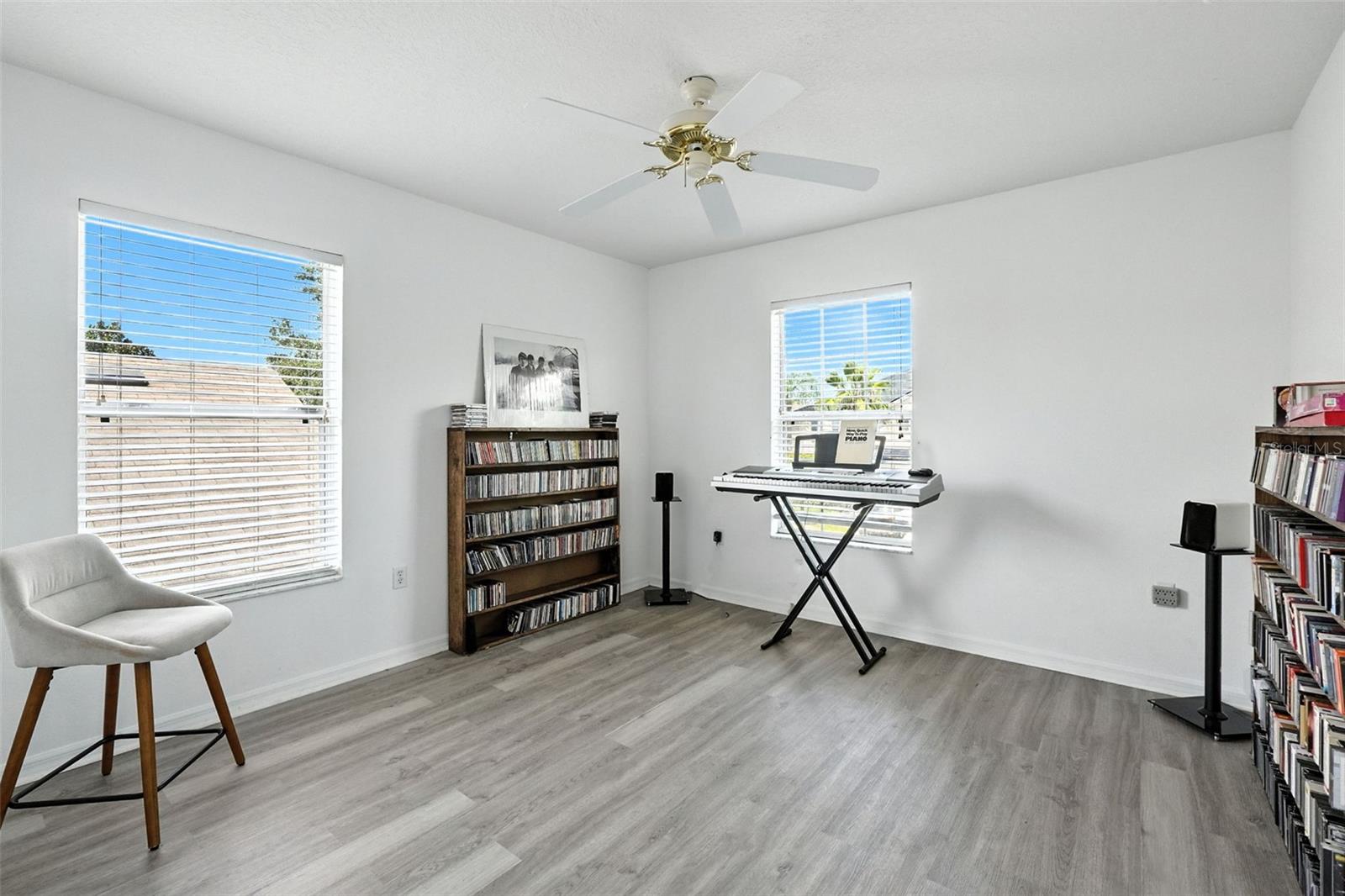 Image 41 of 68 For 2714 Portchester Court