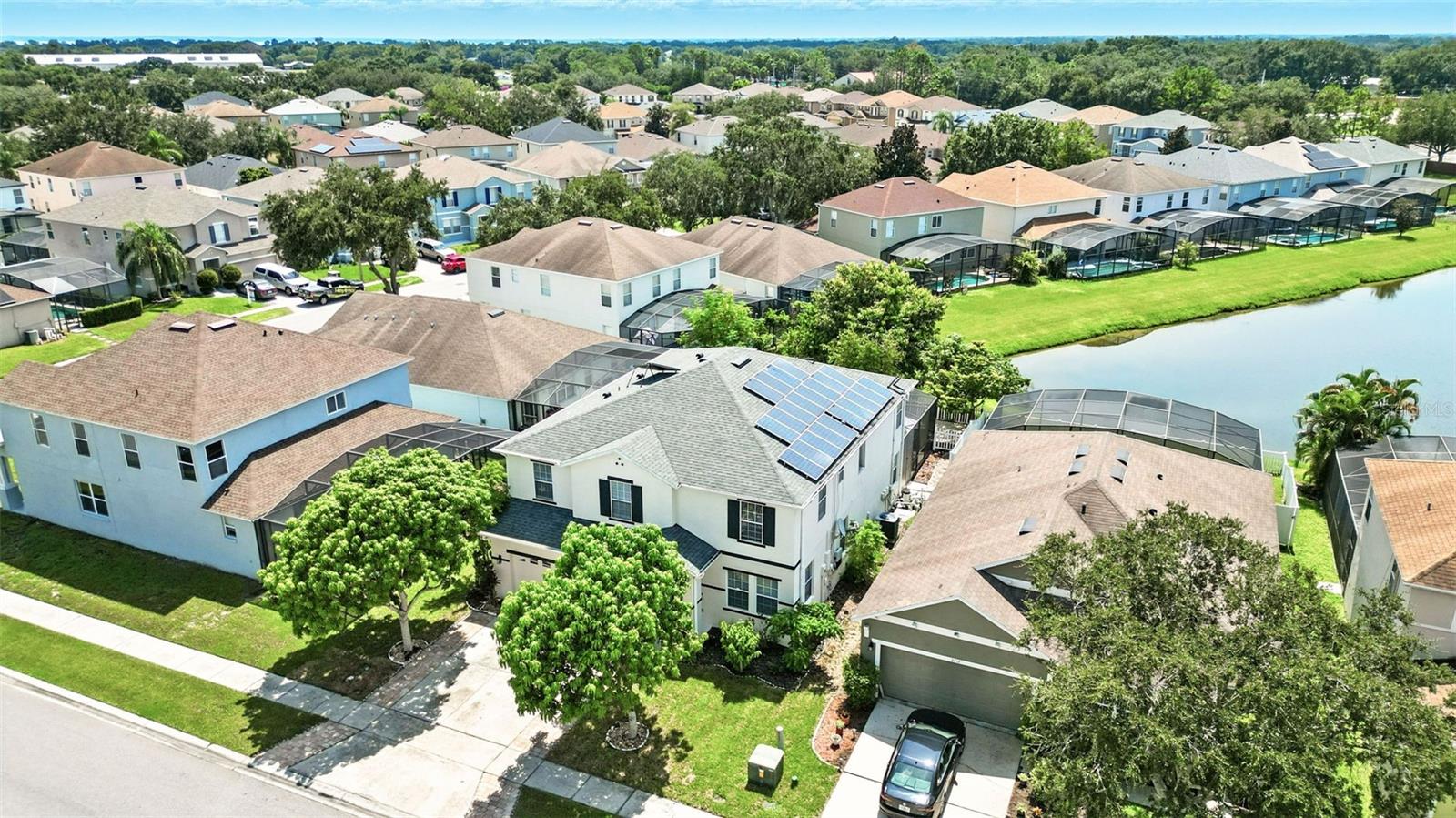 Image 9 of 68 For 2714 Portchester Court