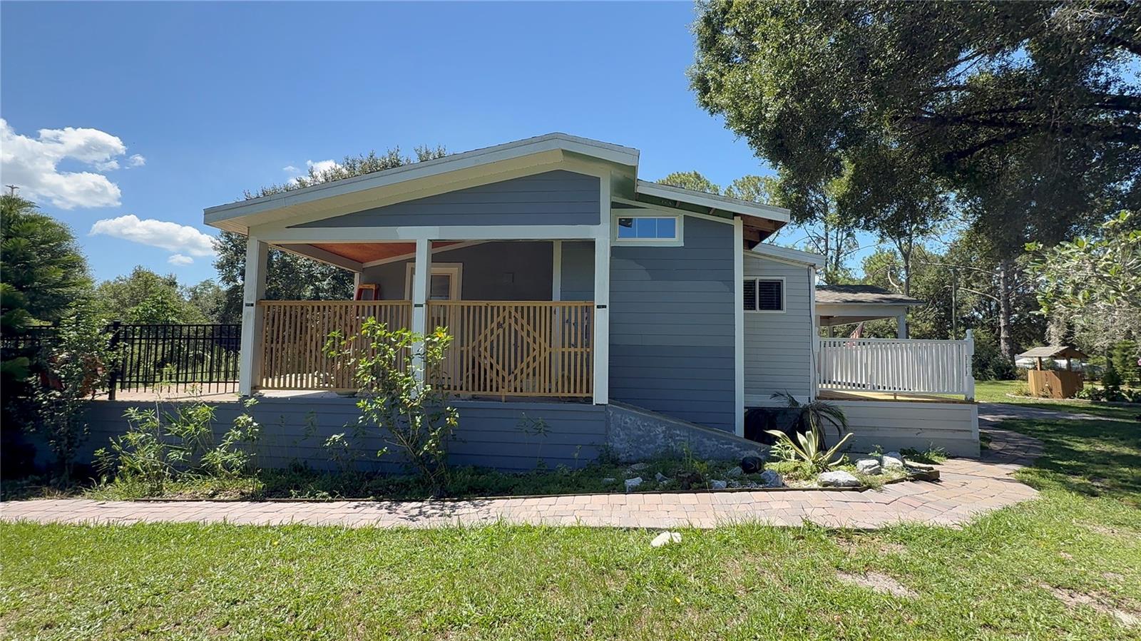 Image 22 of 50 For 7071 Tall Pine Road