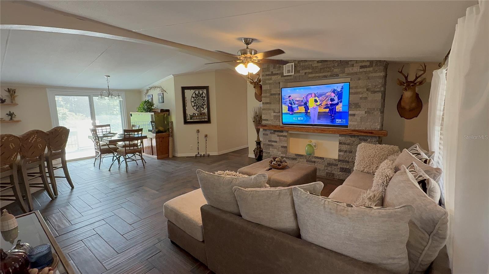 Image 33 of 50 For 7071 Tall Pine Road