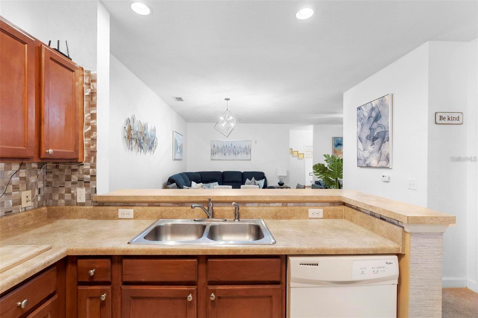 Image 6 of 26 For 3174 Feltrim Place 203