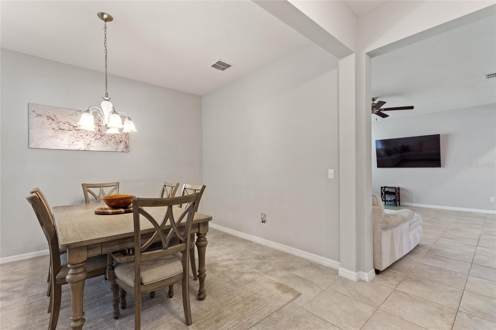 Image 4 of 43 For 14928 Porter Road