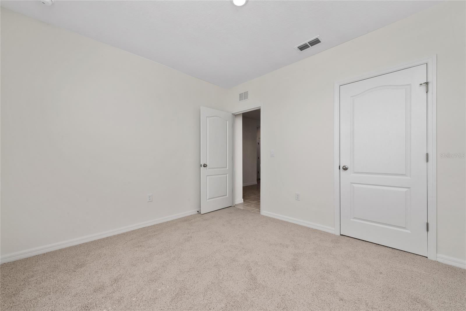 Image 7 of 40 For 804 Silver Palm Drive