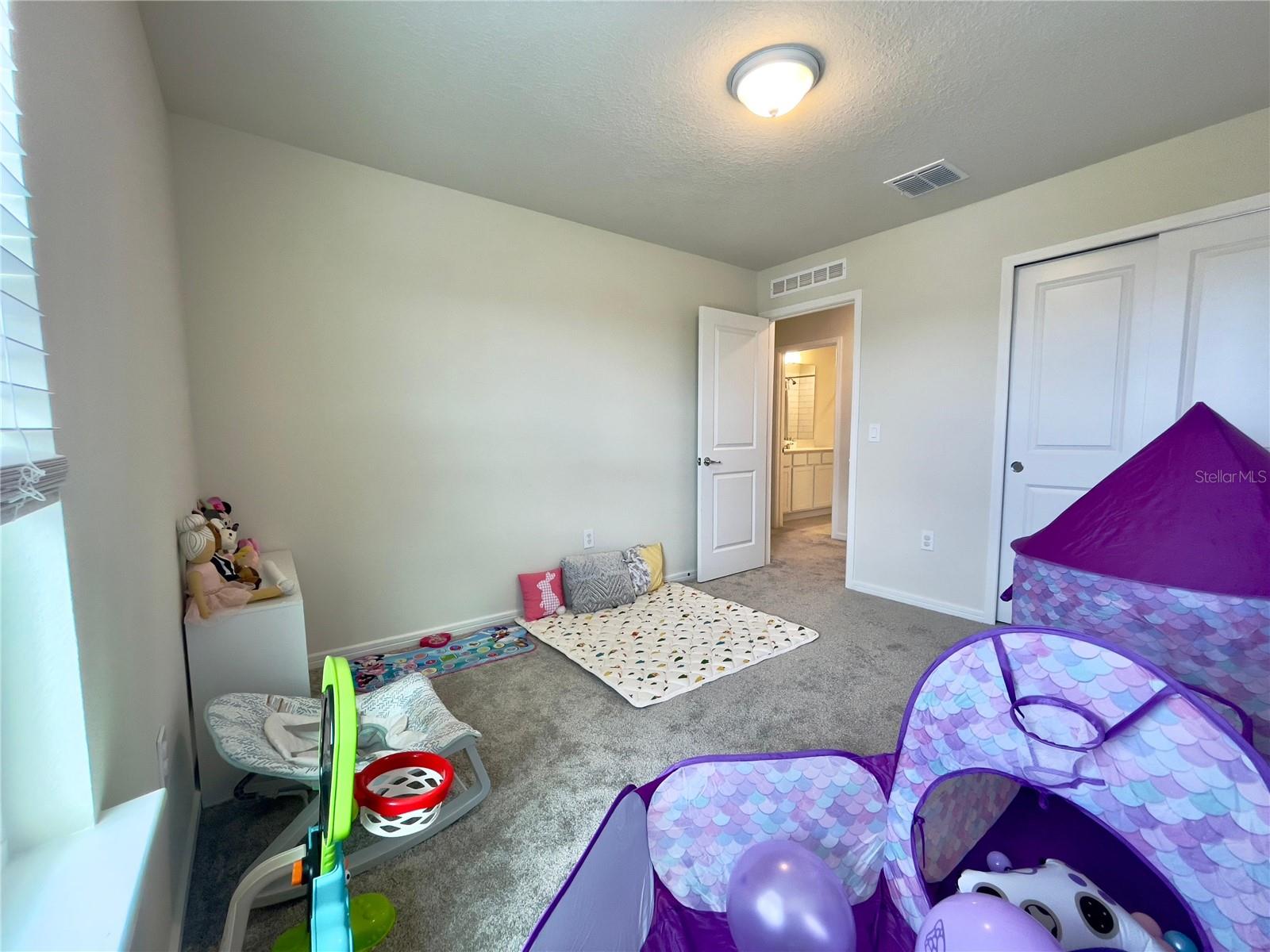 Image 13 of 21 For 2143 Charming Avenue