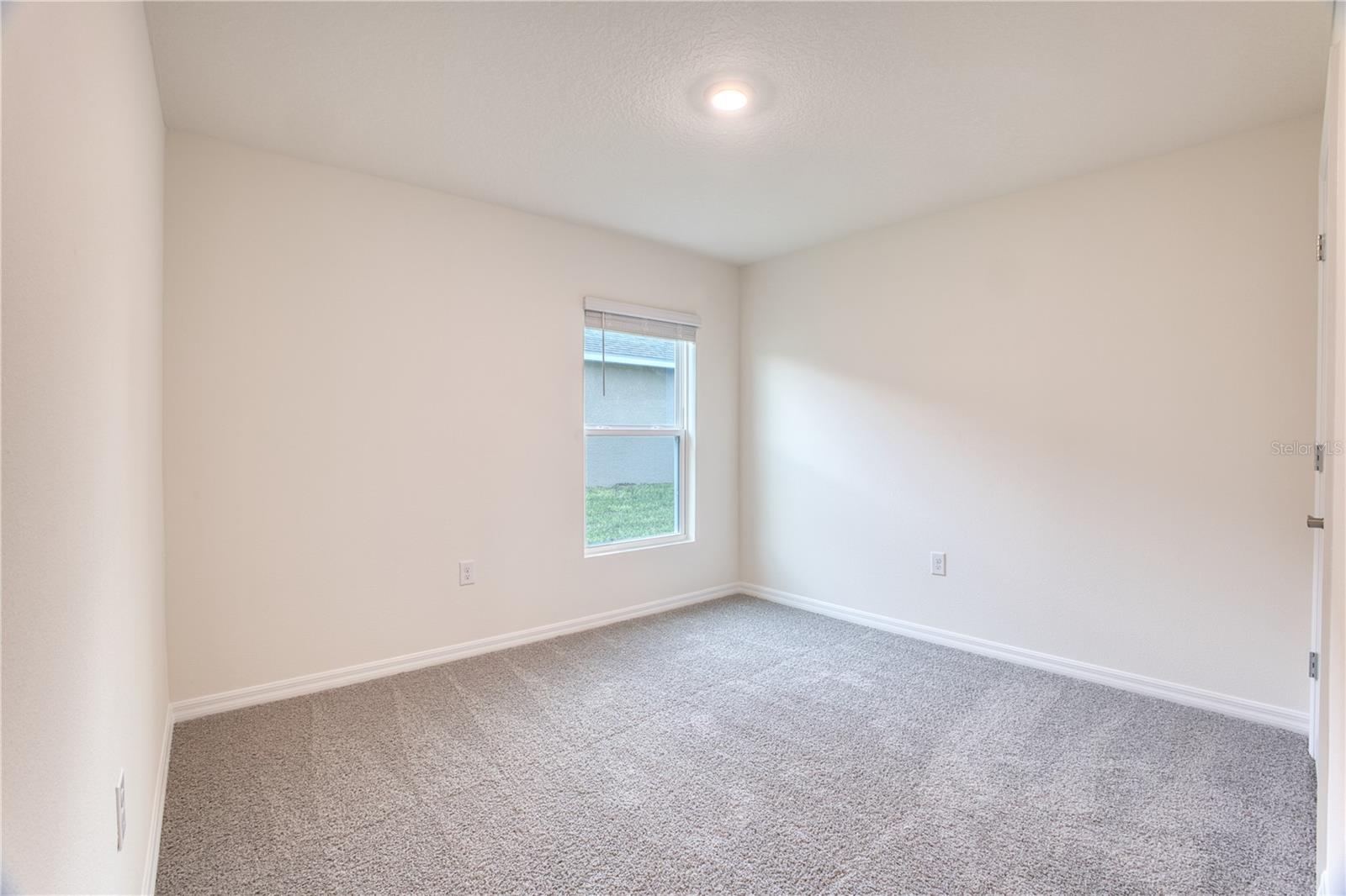 Image 8 of 25 For 15832 101st Circle