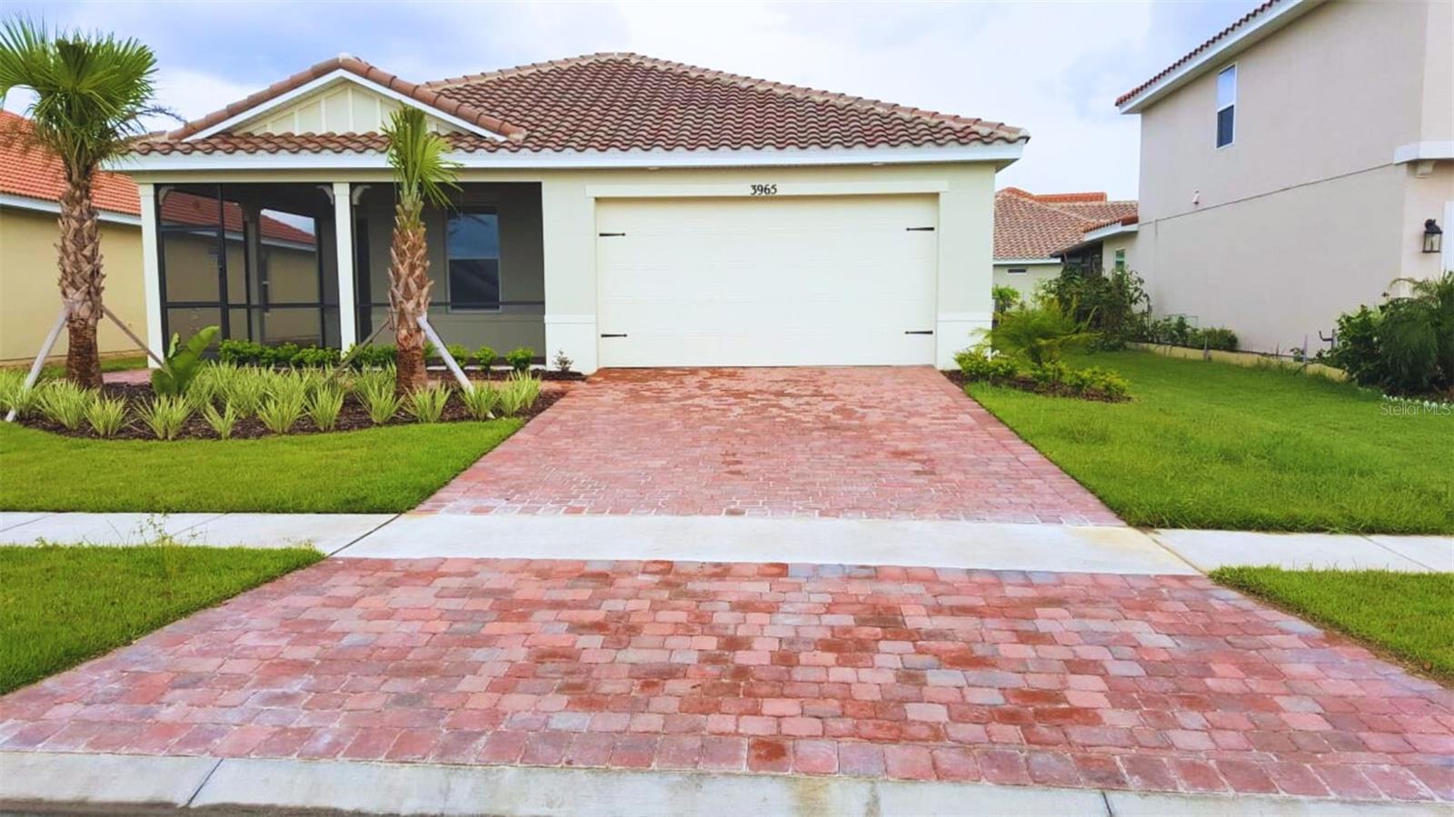 Listing Details for 3965 Steer Beach Place, KISSIMMEE, FL 34746