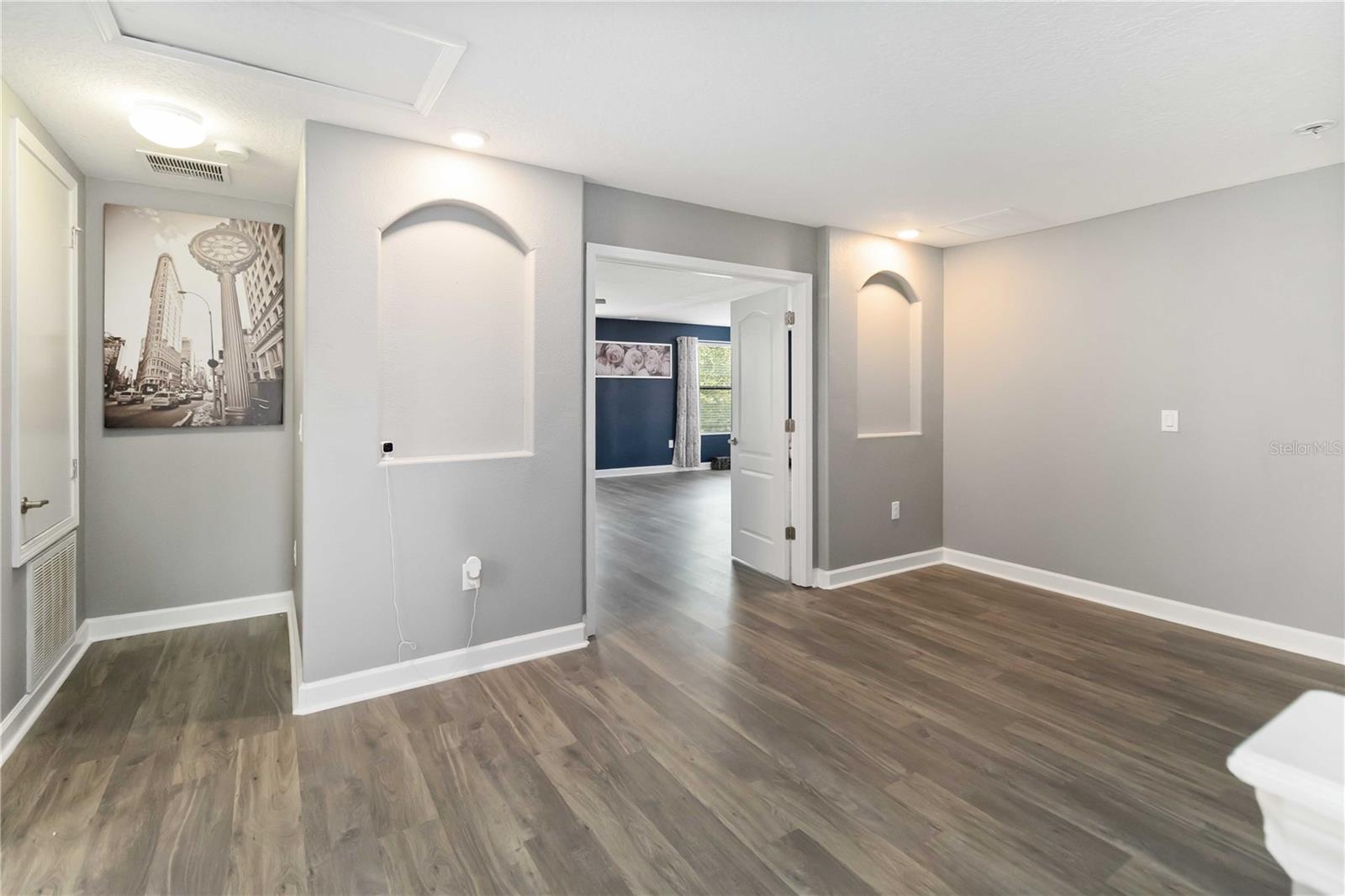 Image 23 of 41 For 1320 Moss Creek Lane