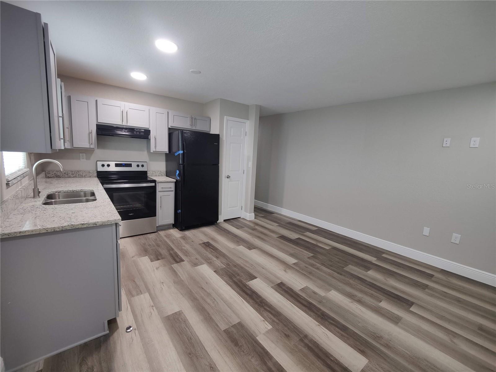 Image 4 of 17 For 6804 Beth Road B