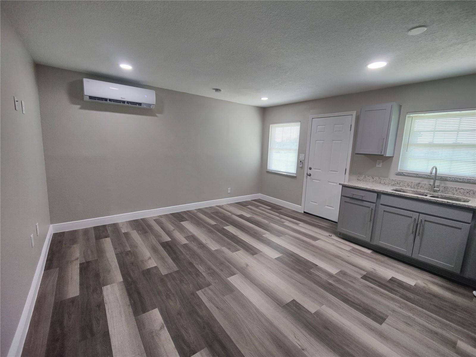 Image 7 of 17 For 6804 Beth Road B