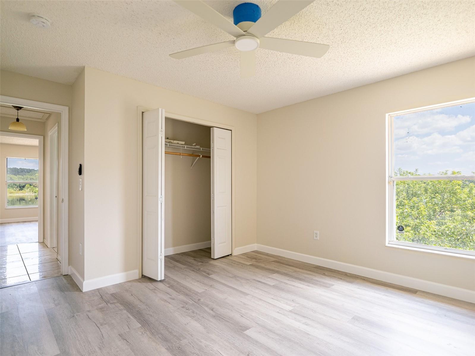 Image 21 of 31 For 6569 Long Breeze Road N