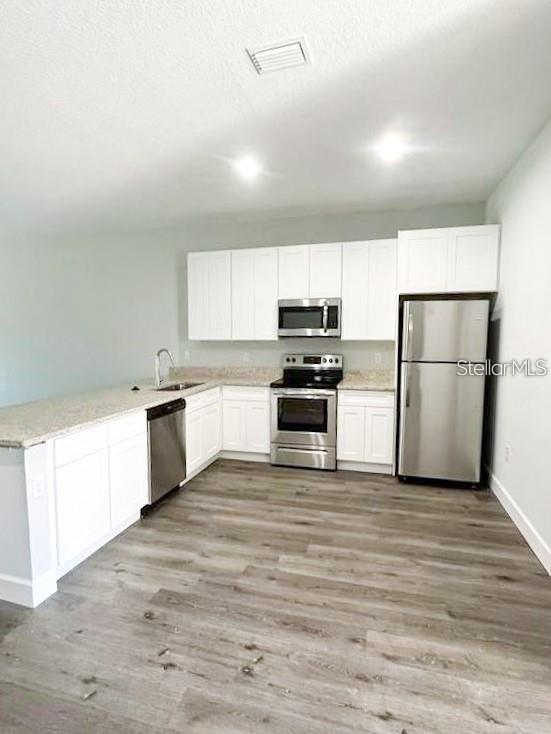 Image 4 of 7 For 9425 Agate Street 9425