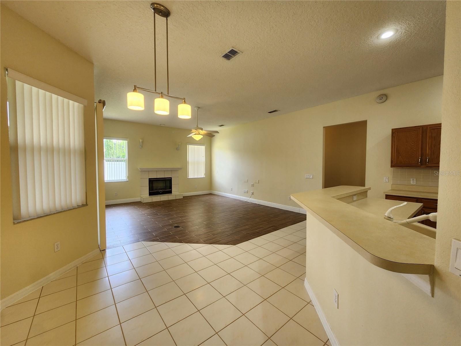 Image 20 of 32 For 701 Spring Island Way