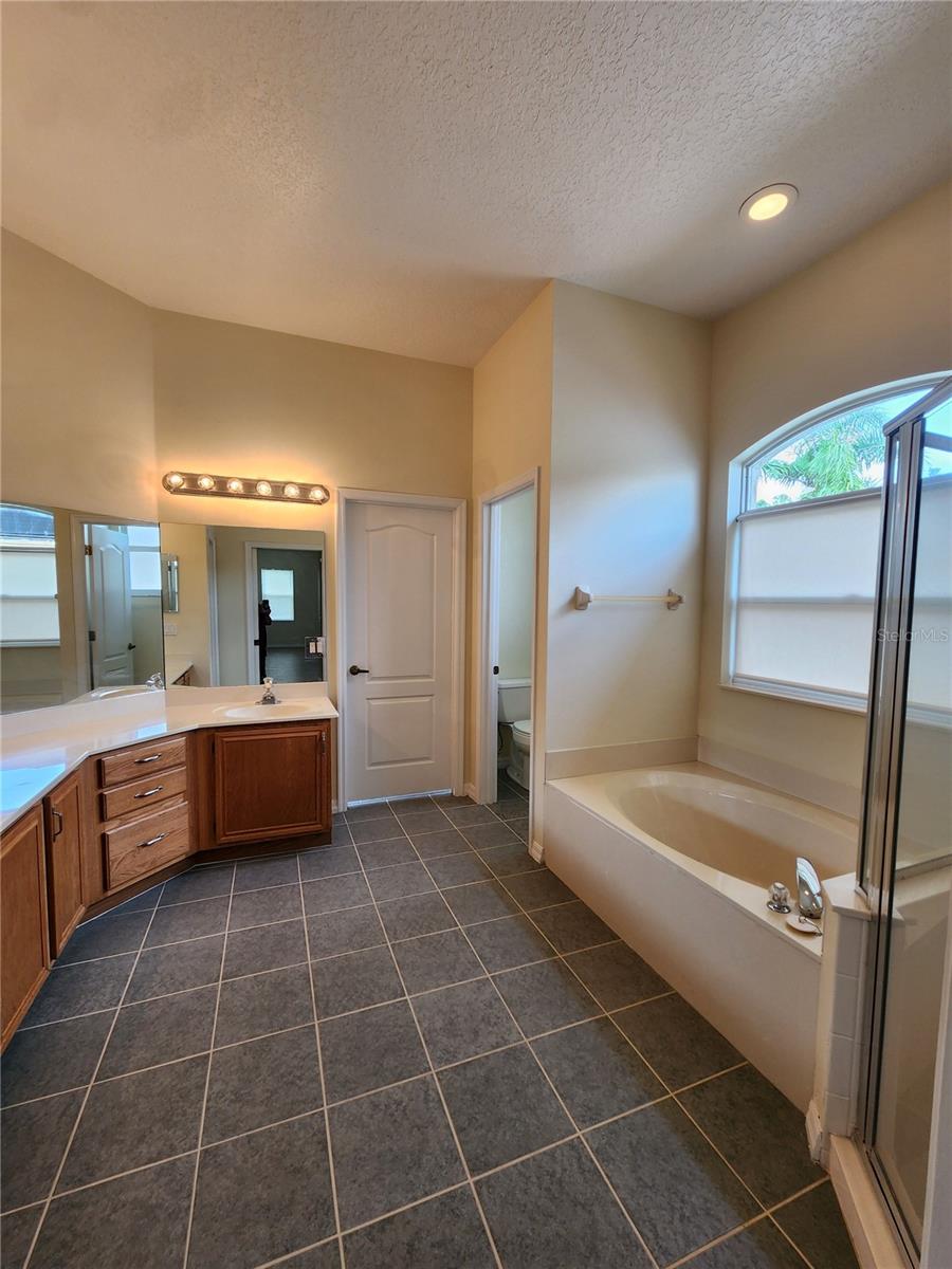 Image 29 of 32 For 701 Spring Island Way