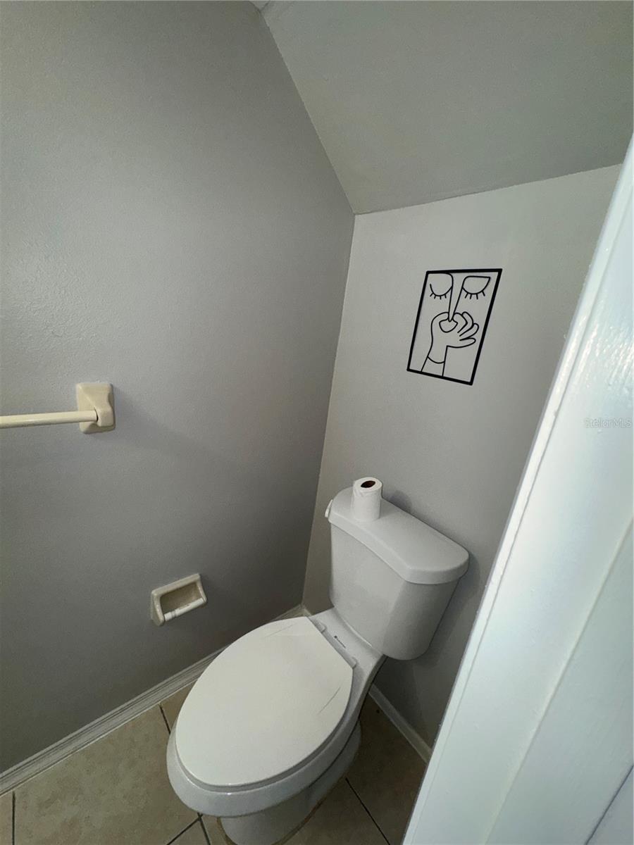 Image 9 of 17 For 3040 Windover Avenue
