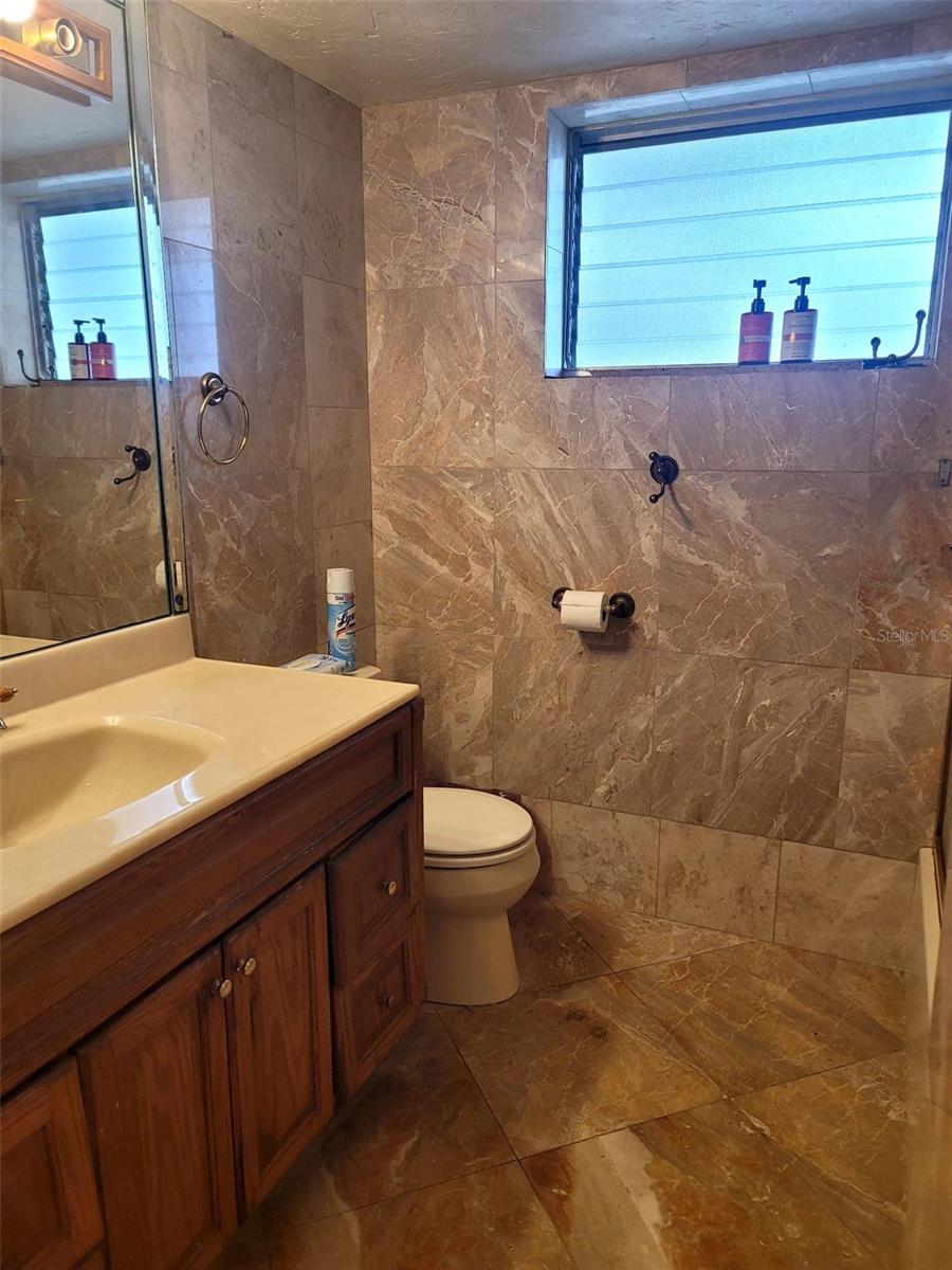Image 11 of 17 For 1690 191st Street 315