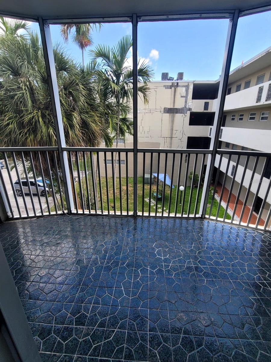 Image 12 of 17 For 1690 191st Street 315