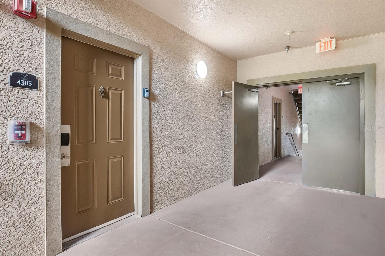 Image 5 of 57 For 8000 Tuscany Way 4305