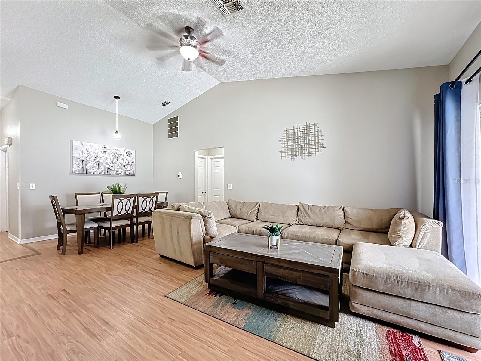 Image 11 of 50 For 17344 Silver Creek Court