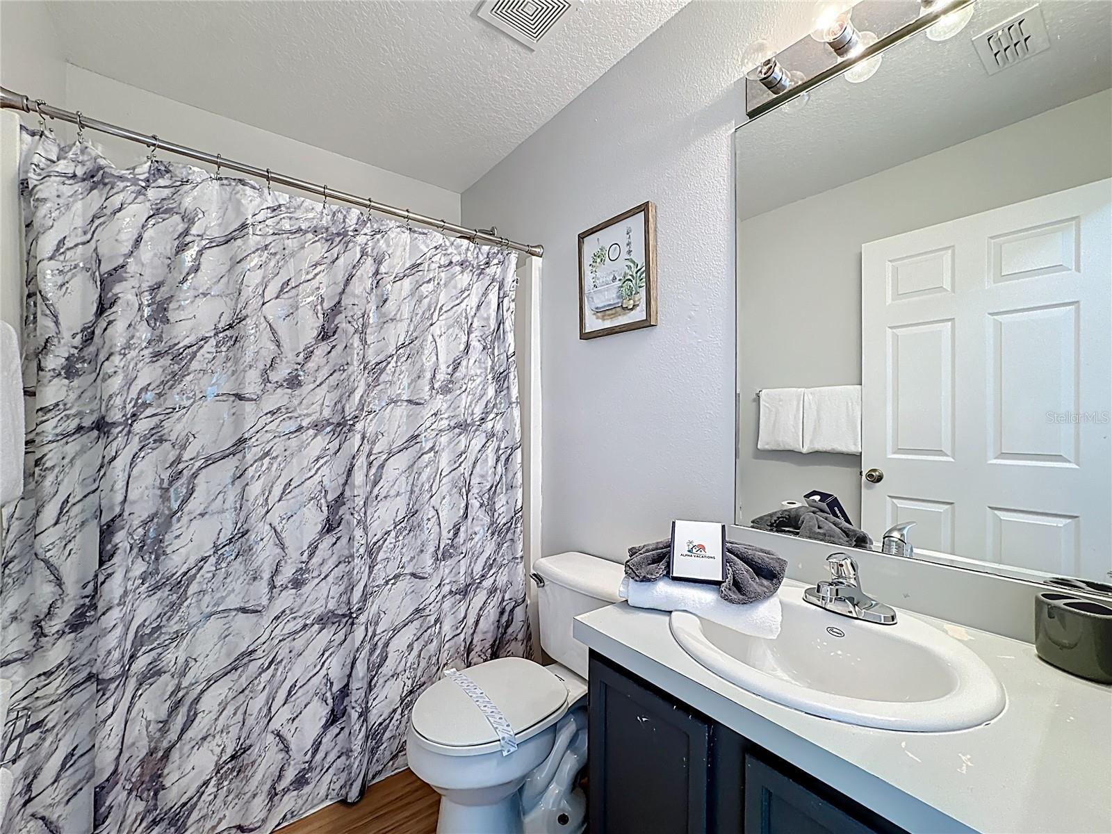 Image 25 of 50 For 17344 Silver Creek Court