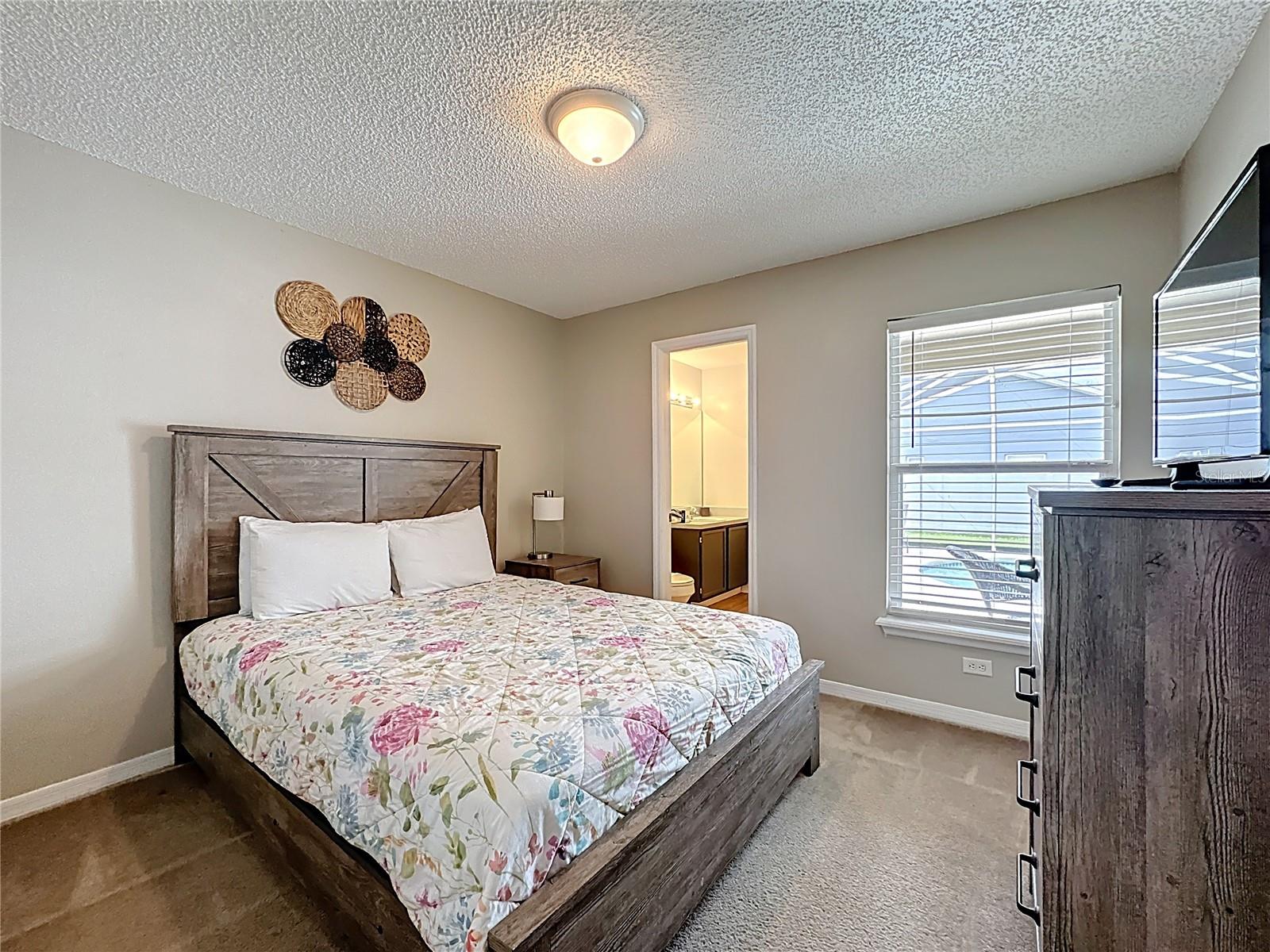 Image 26 of 50 For 17344 Silver Creek Court