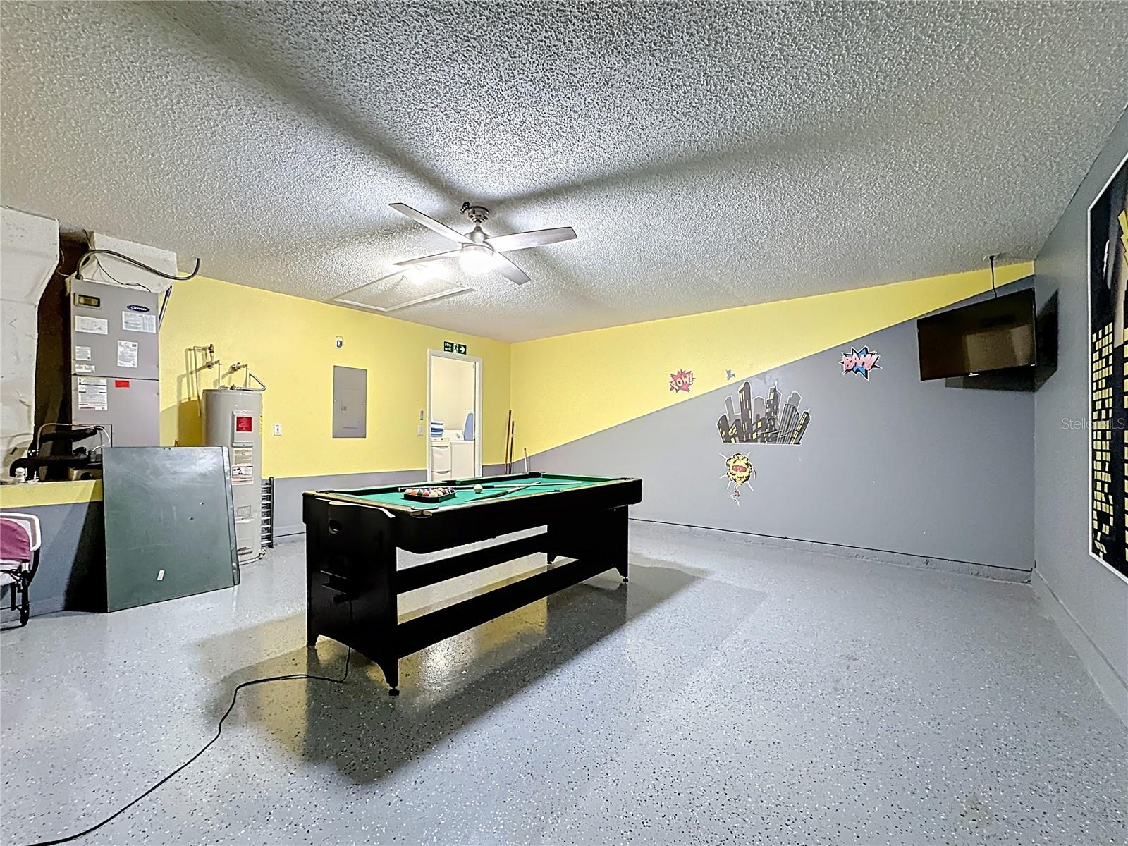 Image 37 of 50 For 17344 Silver Creek Court