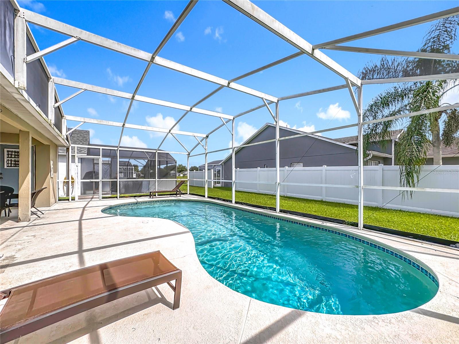 Image 5 of 50 For 17344 Silver Creek Court
