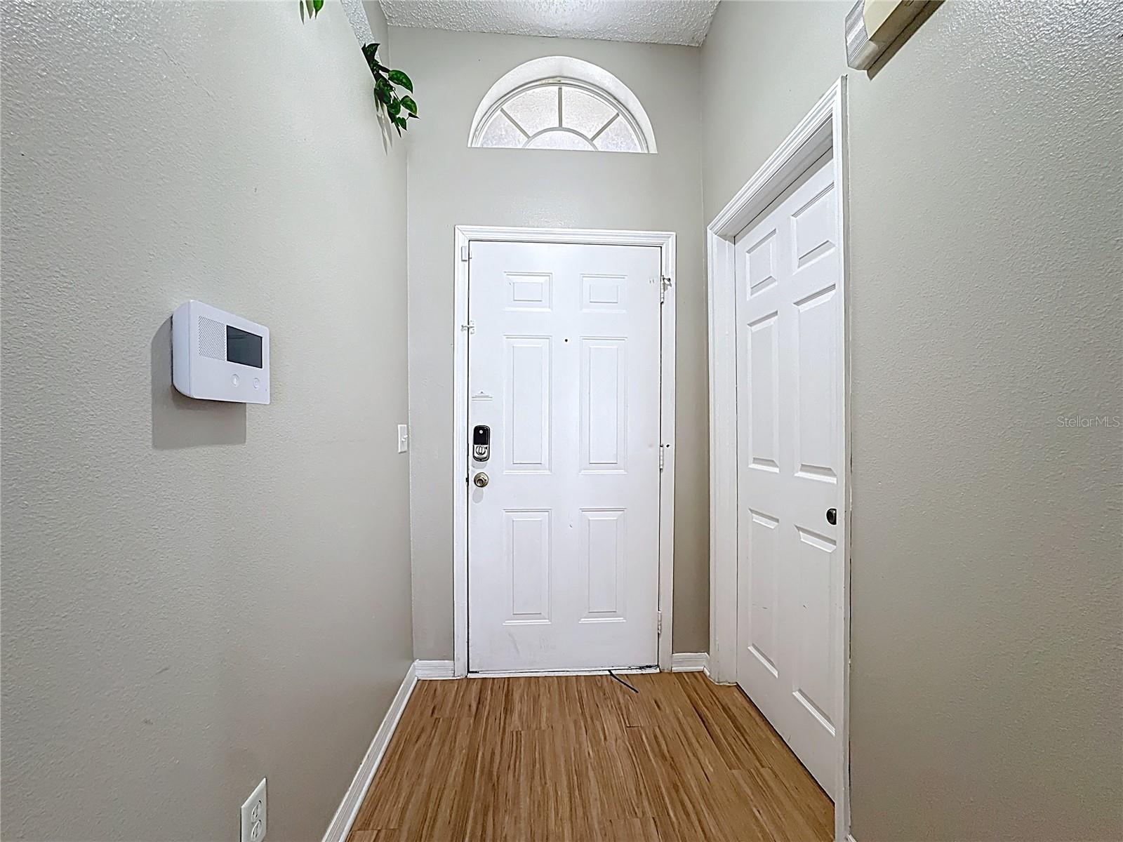 Image 8 of 50 For 17344 Silver Creek Court