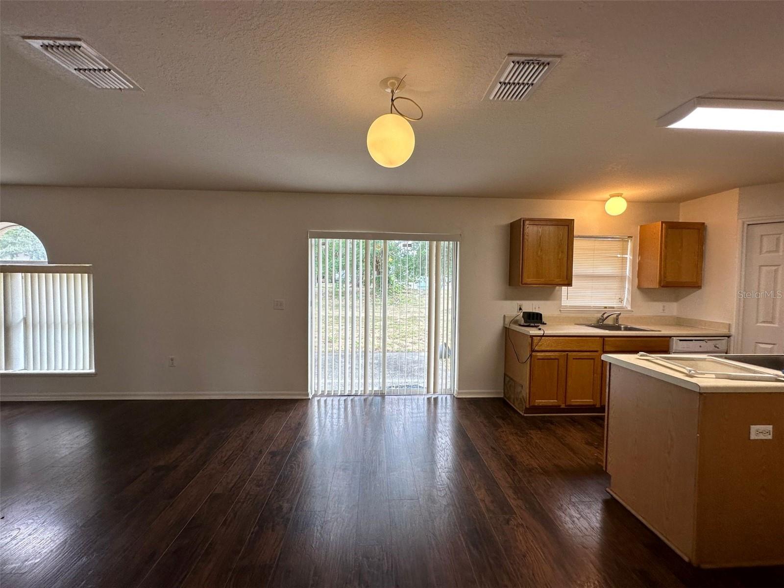 Image 31 of 41 For 422 Pine Shadow Lane