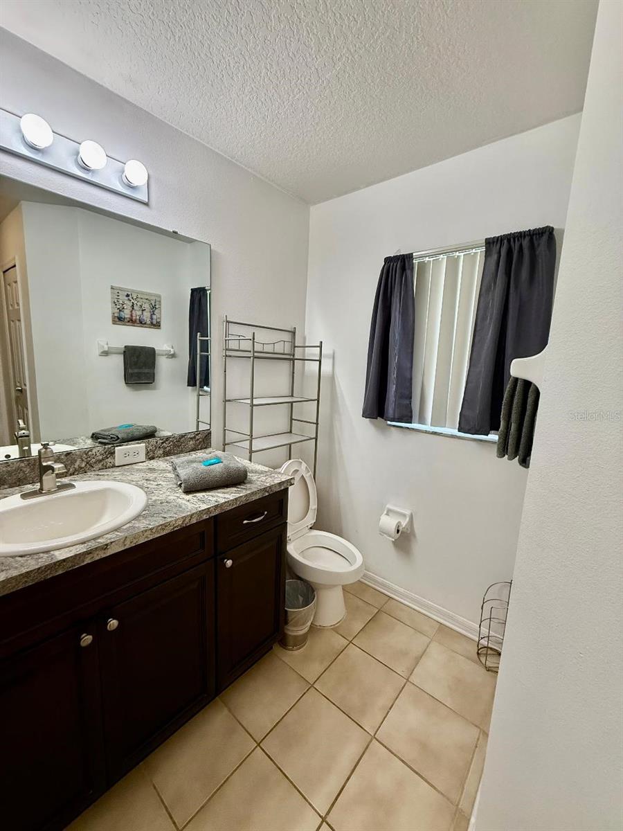 Image 10 of 28 For 142 Glasgow Court