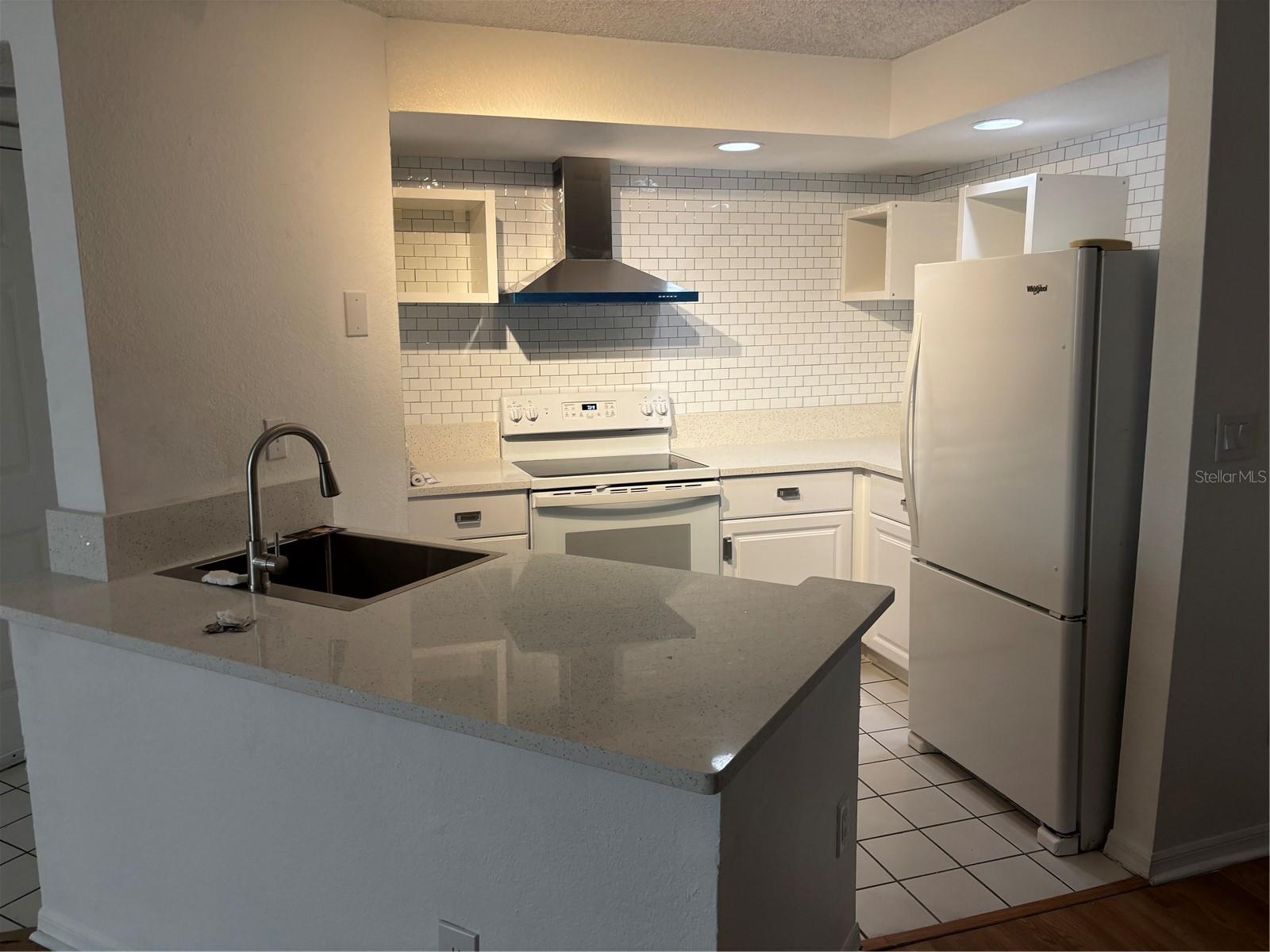 Image 6 of 6 For 4536 Commander Drive 1522