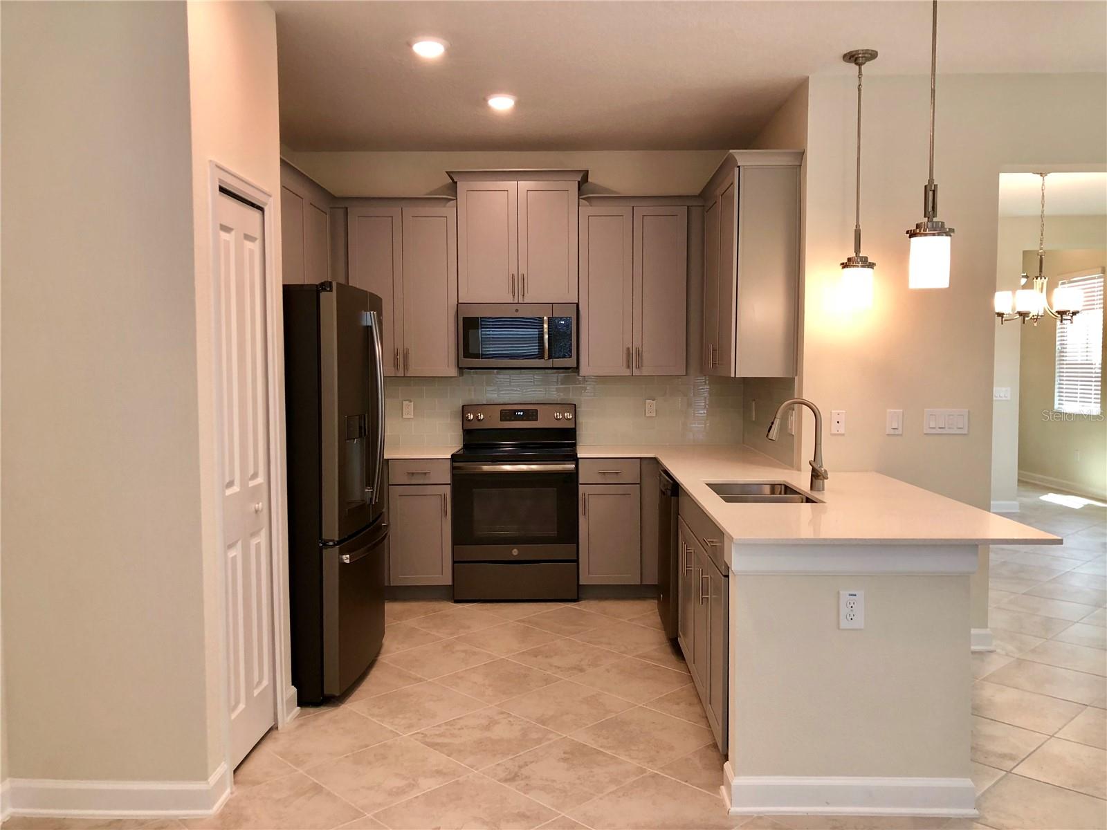 Image 4 of 21 For 11282 Whistling Pine Way