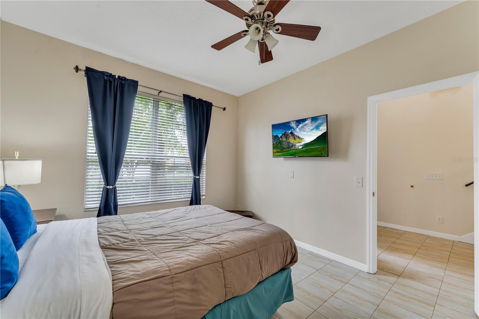Image 17 of 50 For 2736 Lido Key Drive
