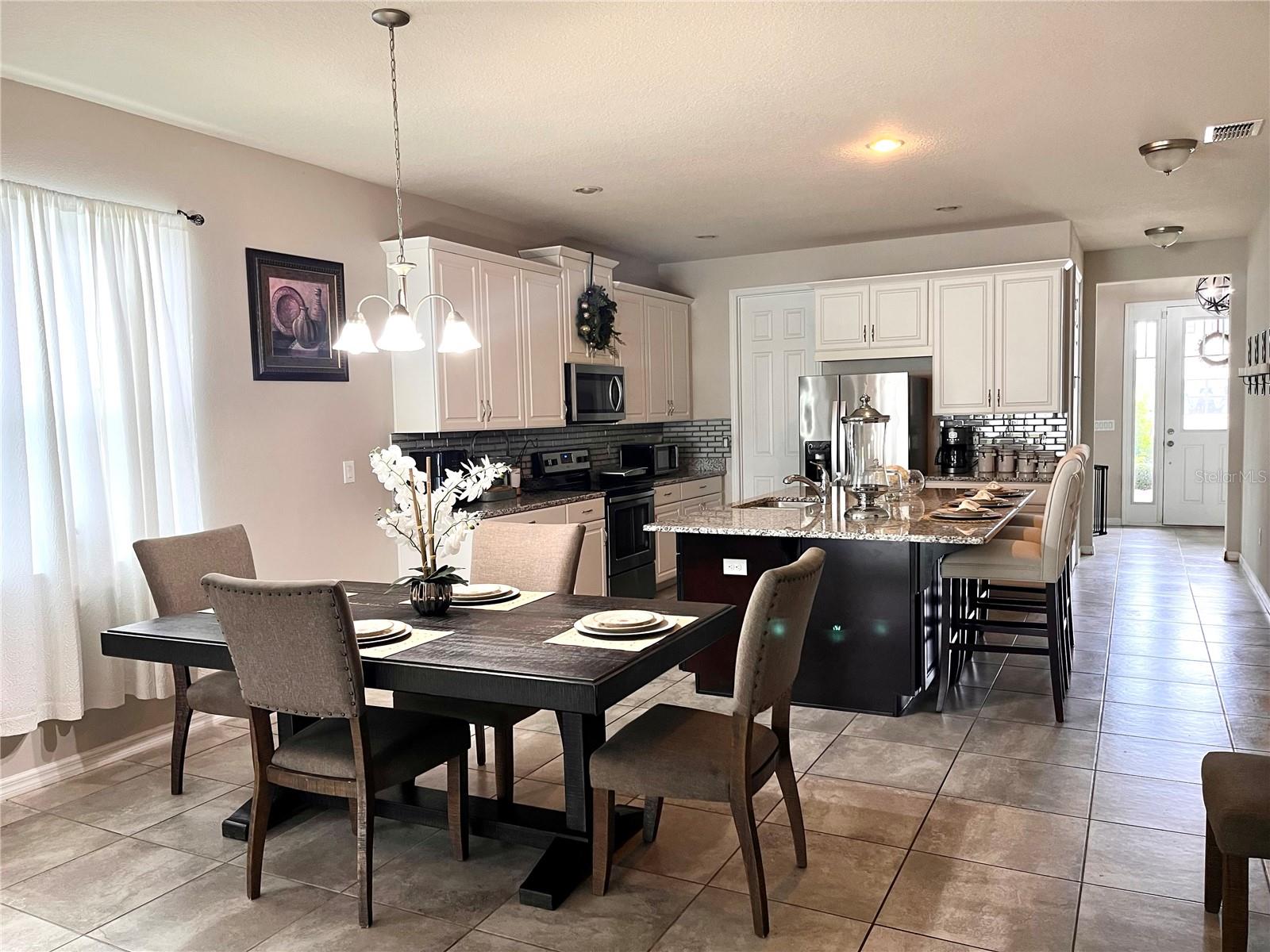 Image 7 of 25 For 2412 Annacella Avenue