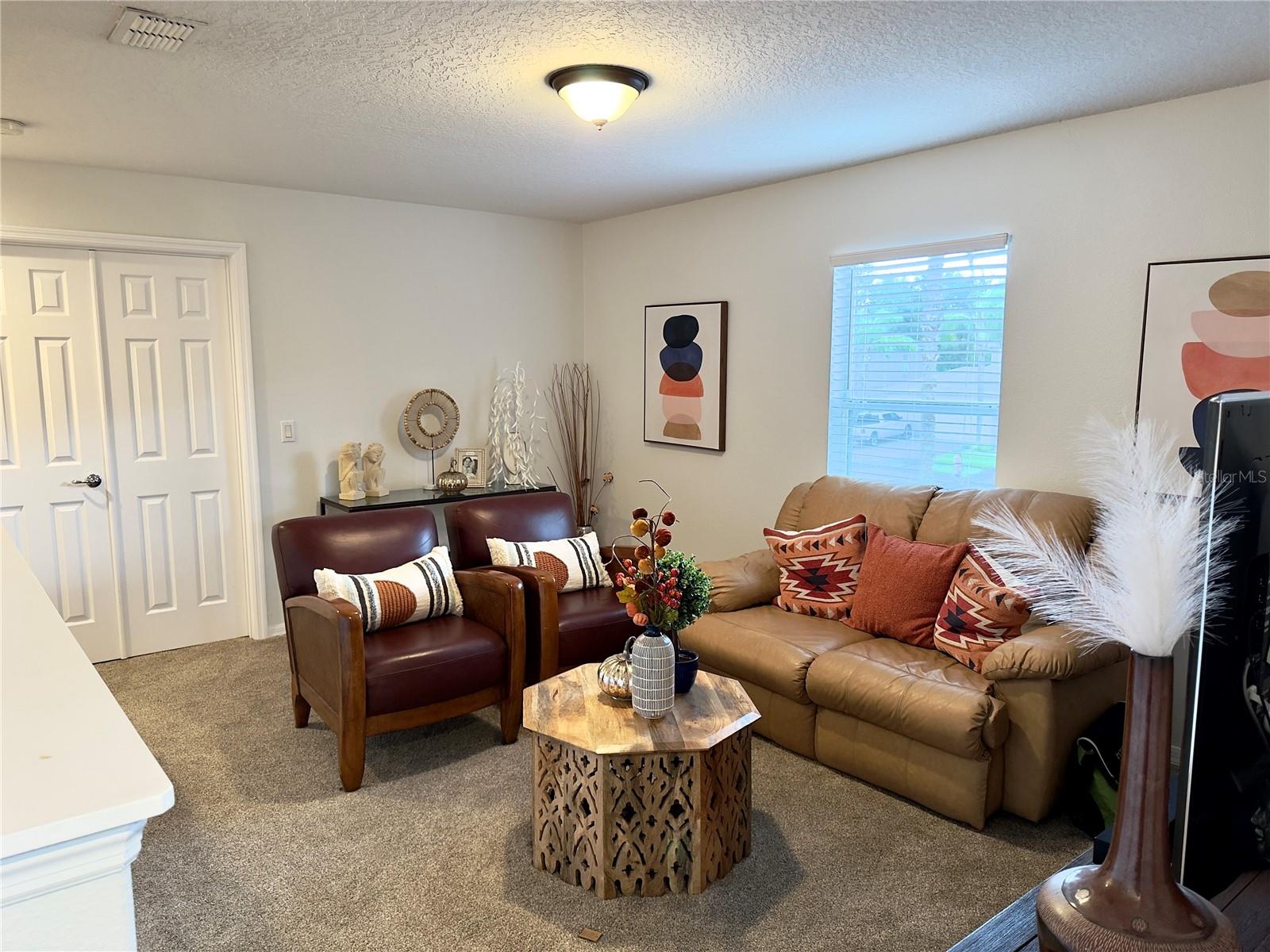 Image 29 of 34 For 16044 Birchwood Way