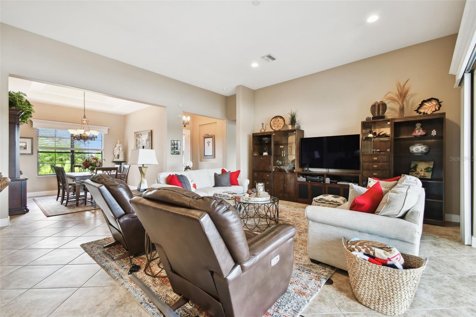 Image 8 of 53 For 154 Rancho Mirage Drive