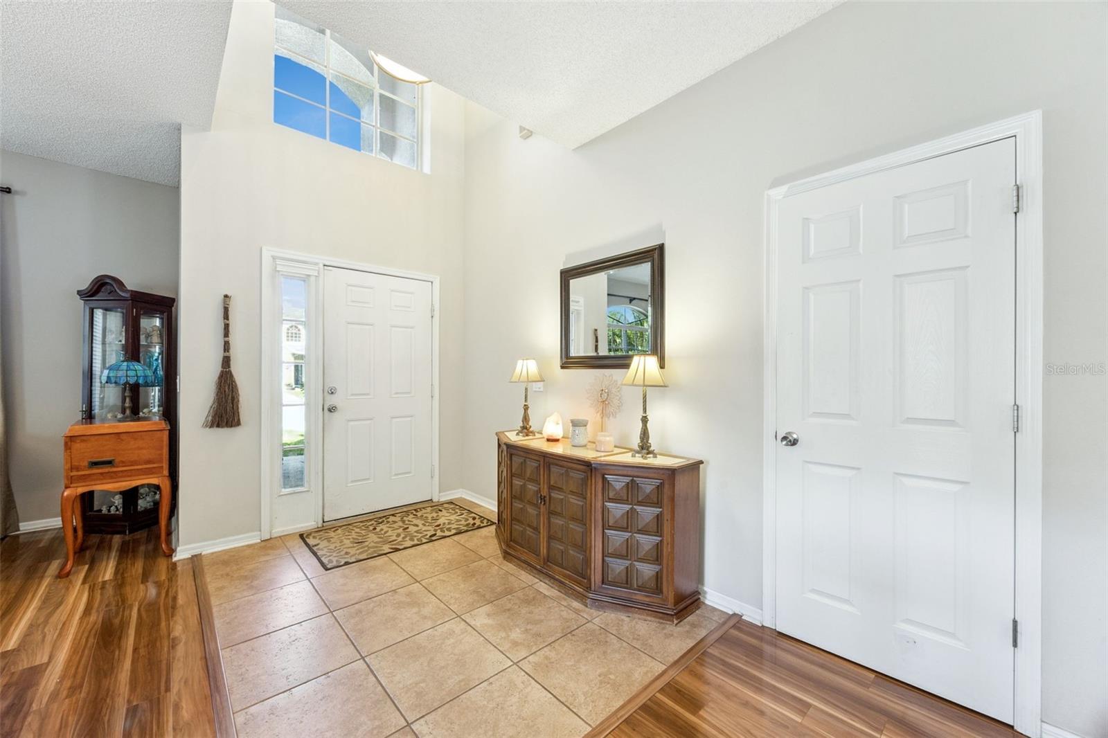 Image 8 of 54 For 1593 Silk Tree Circle