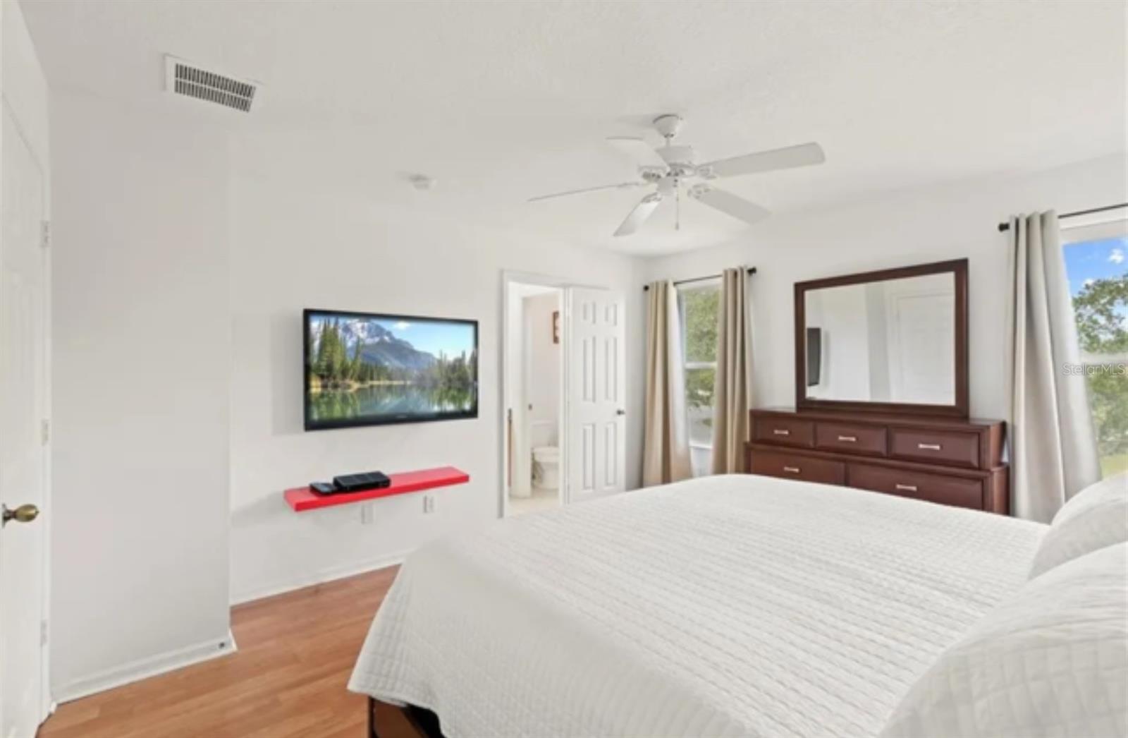 Image 2 of 9 For 1312 Beach Circle