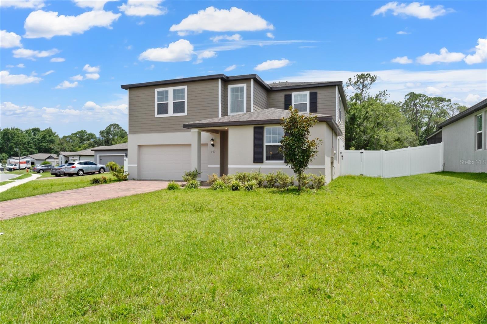 Image 3 of 55 For 513 Vista Villages Boulevard