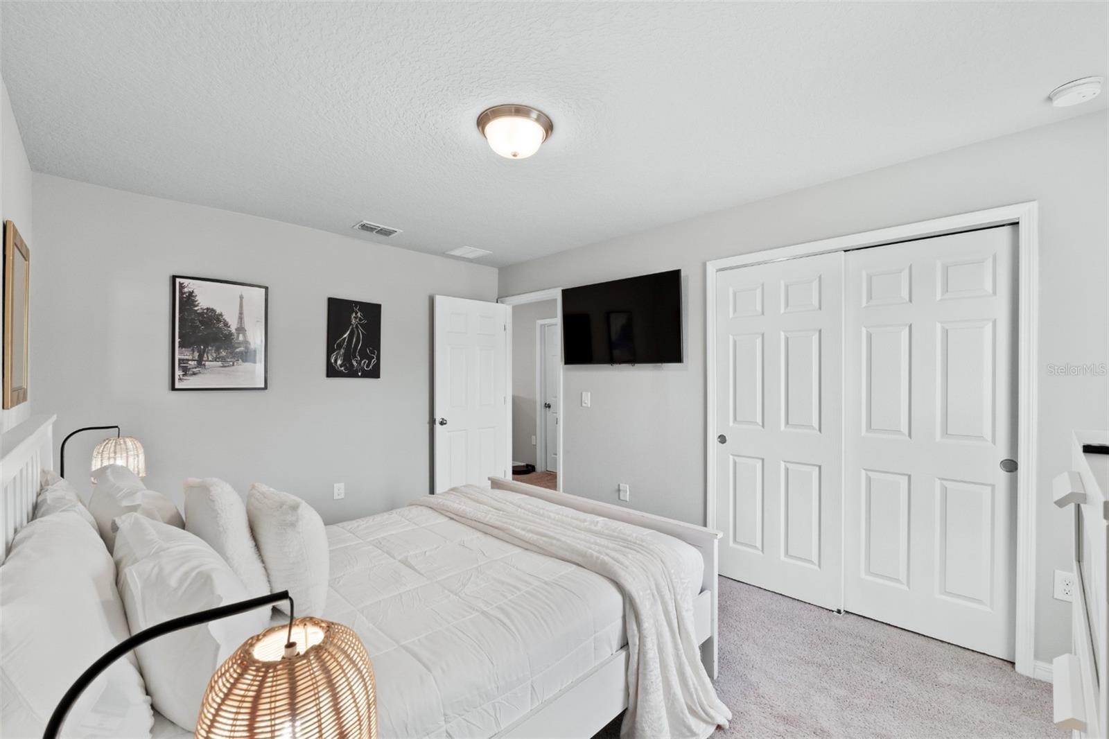 Image 36 of 55 For 513 Vista Villages Boulevard