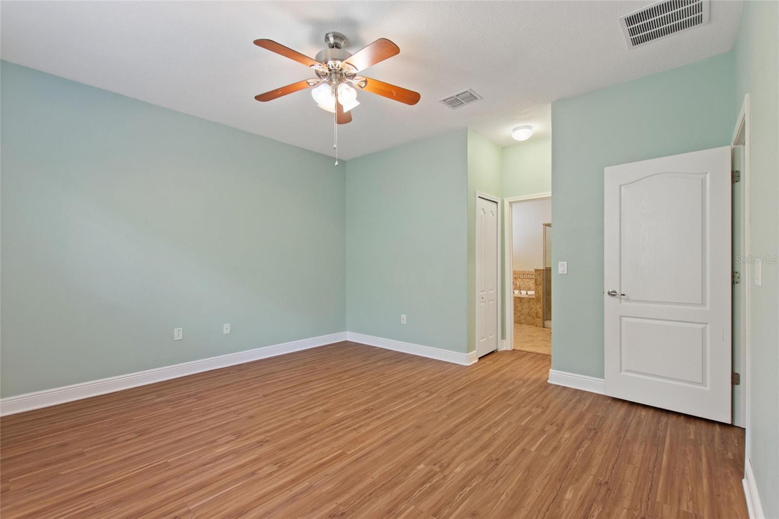 Image 18 of 60 For 1386 Palmetto Dunes Street