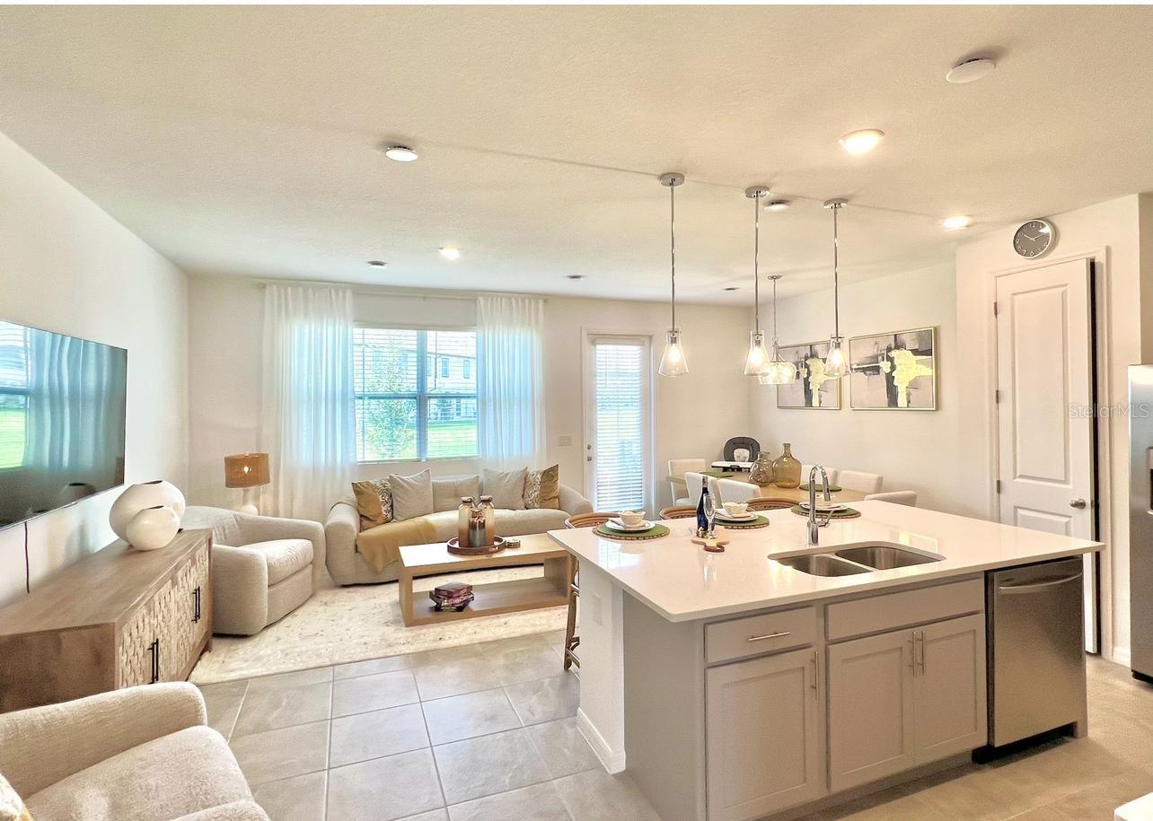 Image 10 of 17 For 742 Longboat Drive