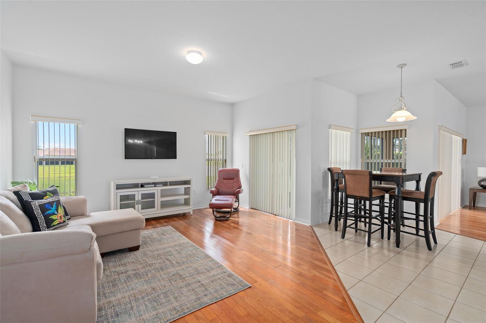 Image 16 of 28 For 3030 Winding Trail