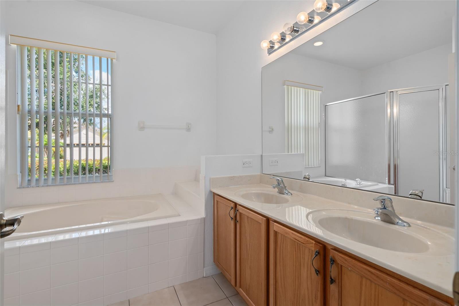 Image 21 of 28 For 3030 Winding Trail