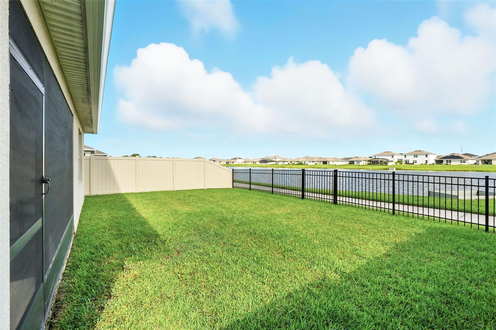Image 33 of 47 For 4511 Blue Rock Drive