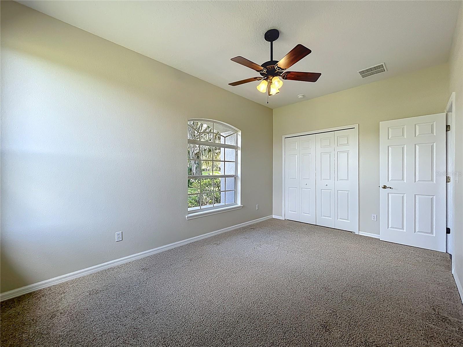 Image 41 of 82 For 10119 Tween Waters Street